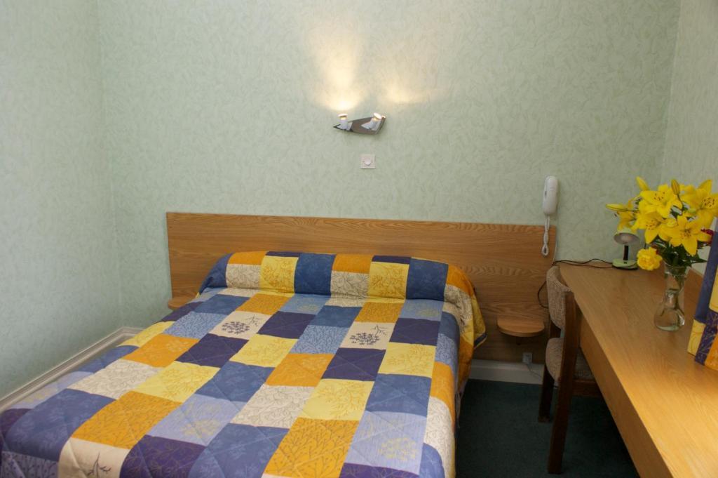 Hotel Le Lyon Bron Zewnętrze zdjęcie