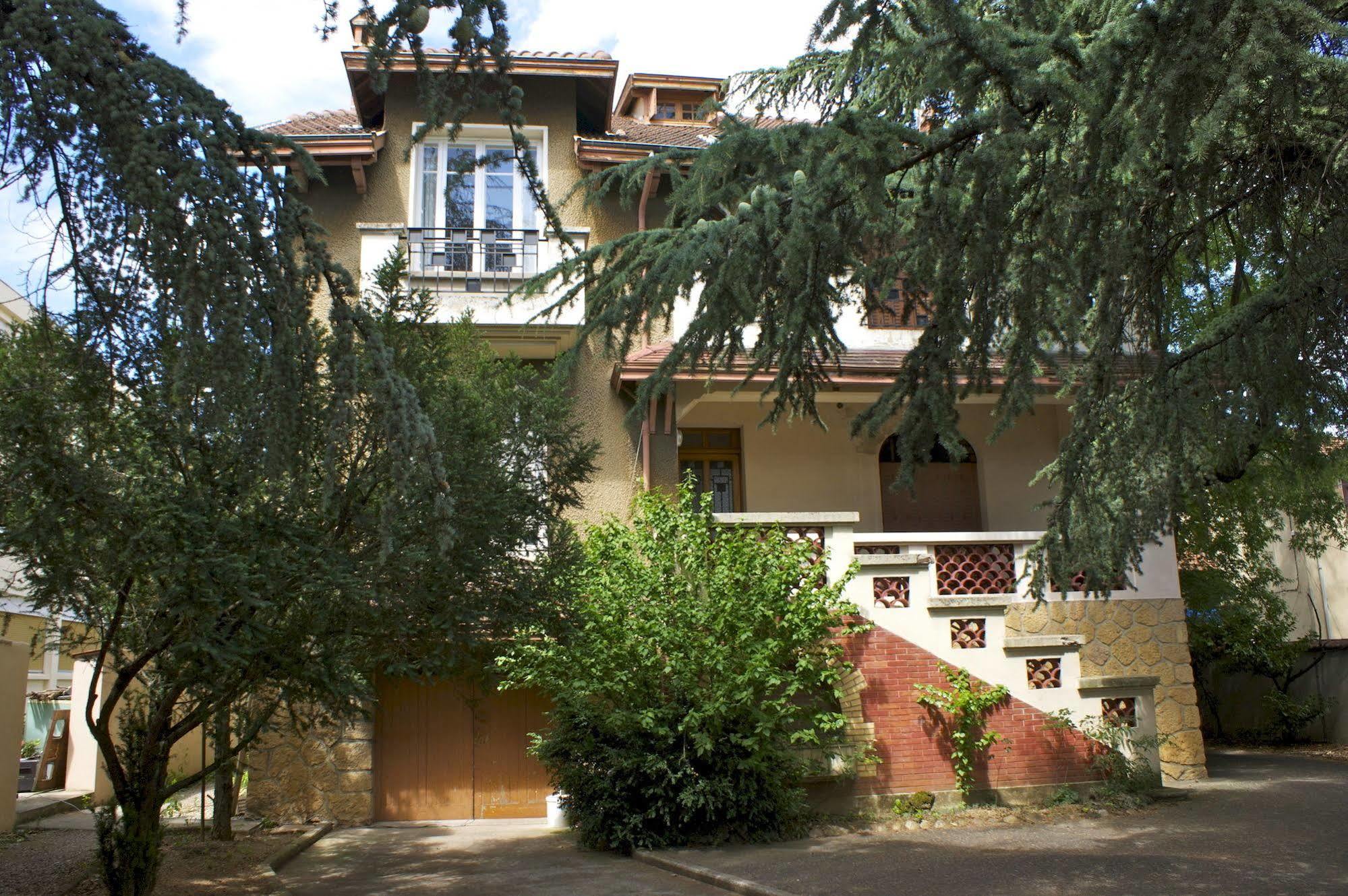 Hotel Le Lyon Bron Zewnętrze zdjęcie