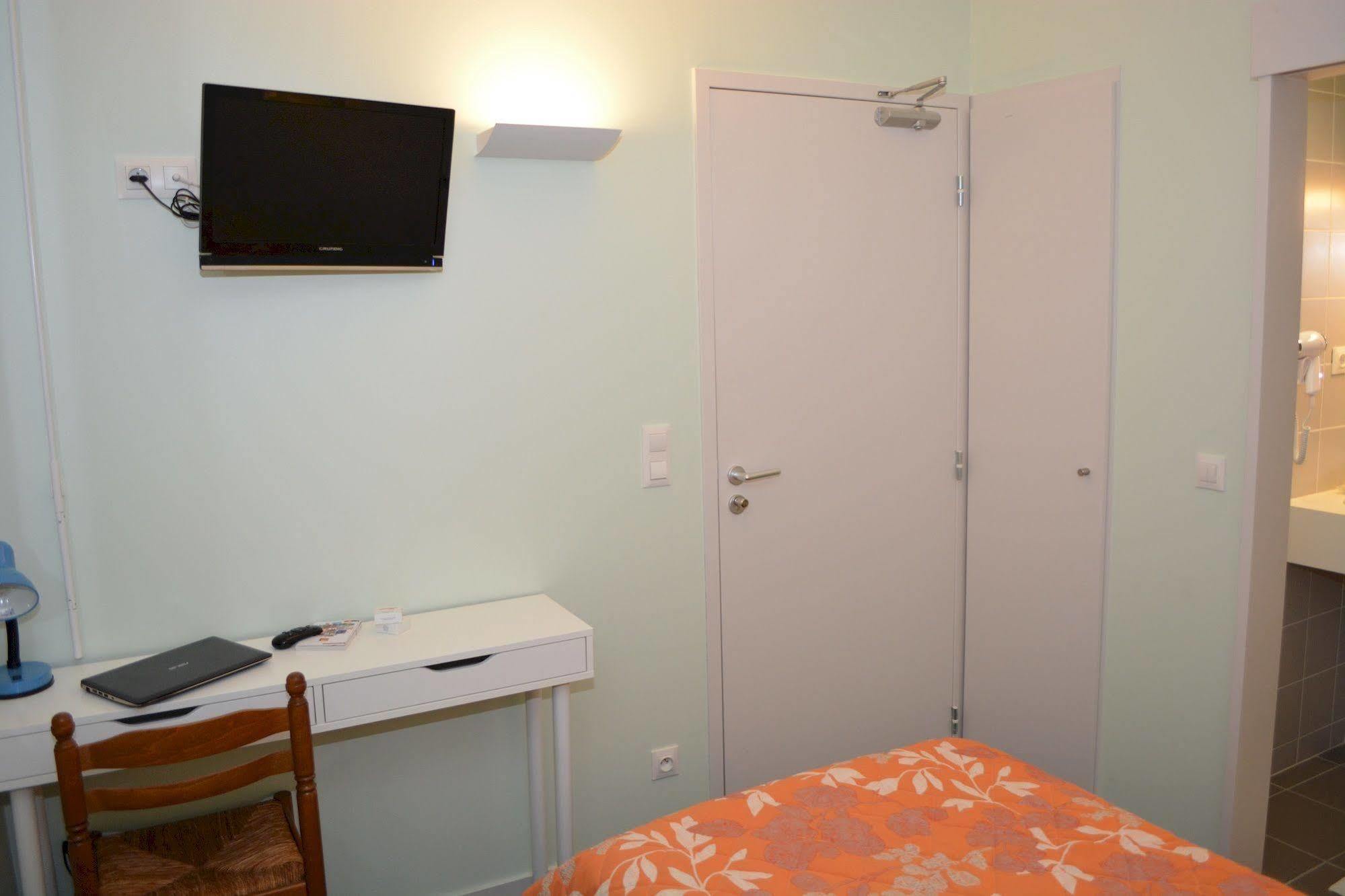 Hotel Le Lyon Bron Zewnętrze zdjęcie
