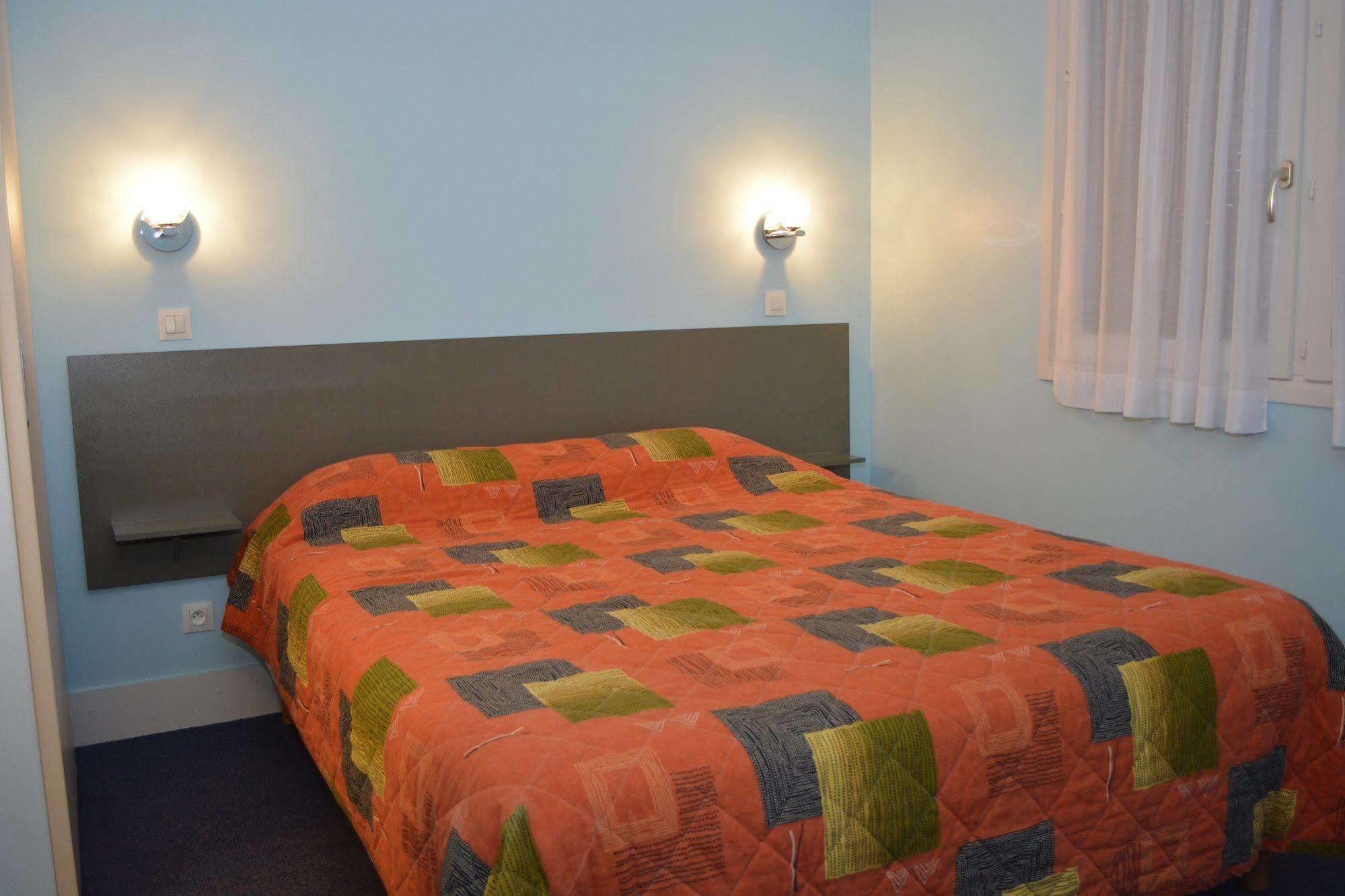Hotel Le Lyon Bron Zewnętrze zdjęcie