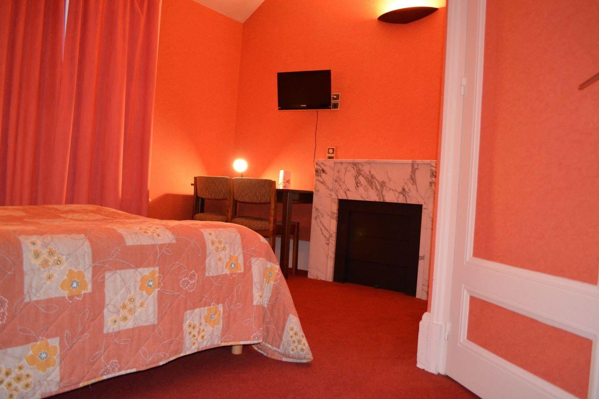 Hotel Le Lyon Bron Zewnętrze zdjęcie