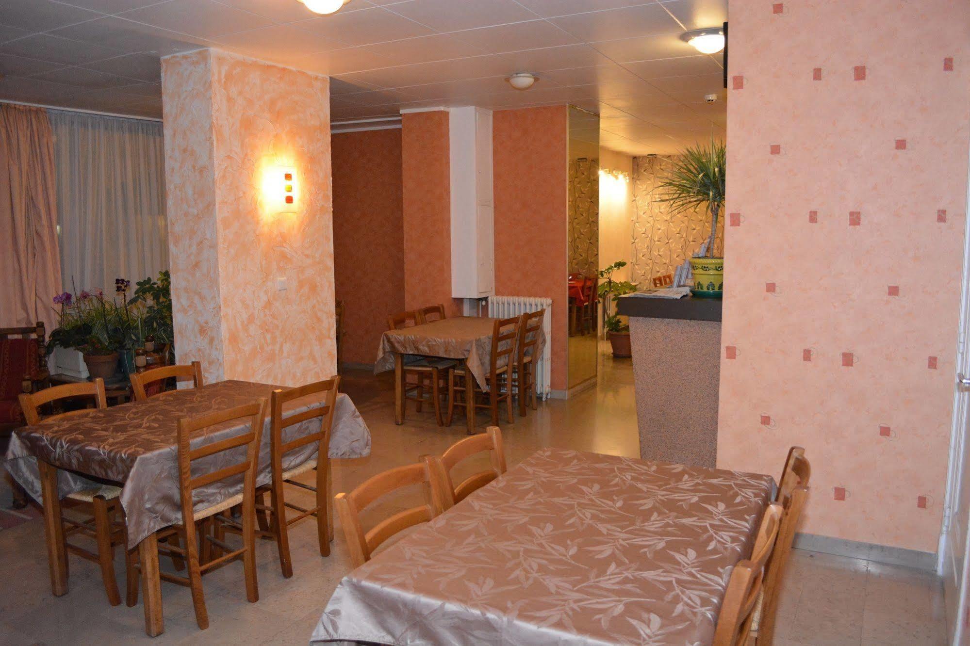 Hotel Le Lyon Bron Zewnętrze zdjęcie