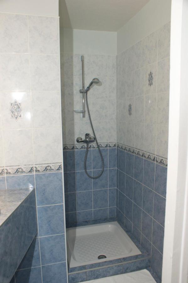 Hotel Le Lyon Bron Zewnętrze zdjęcie